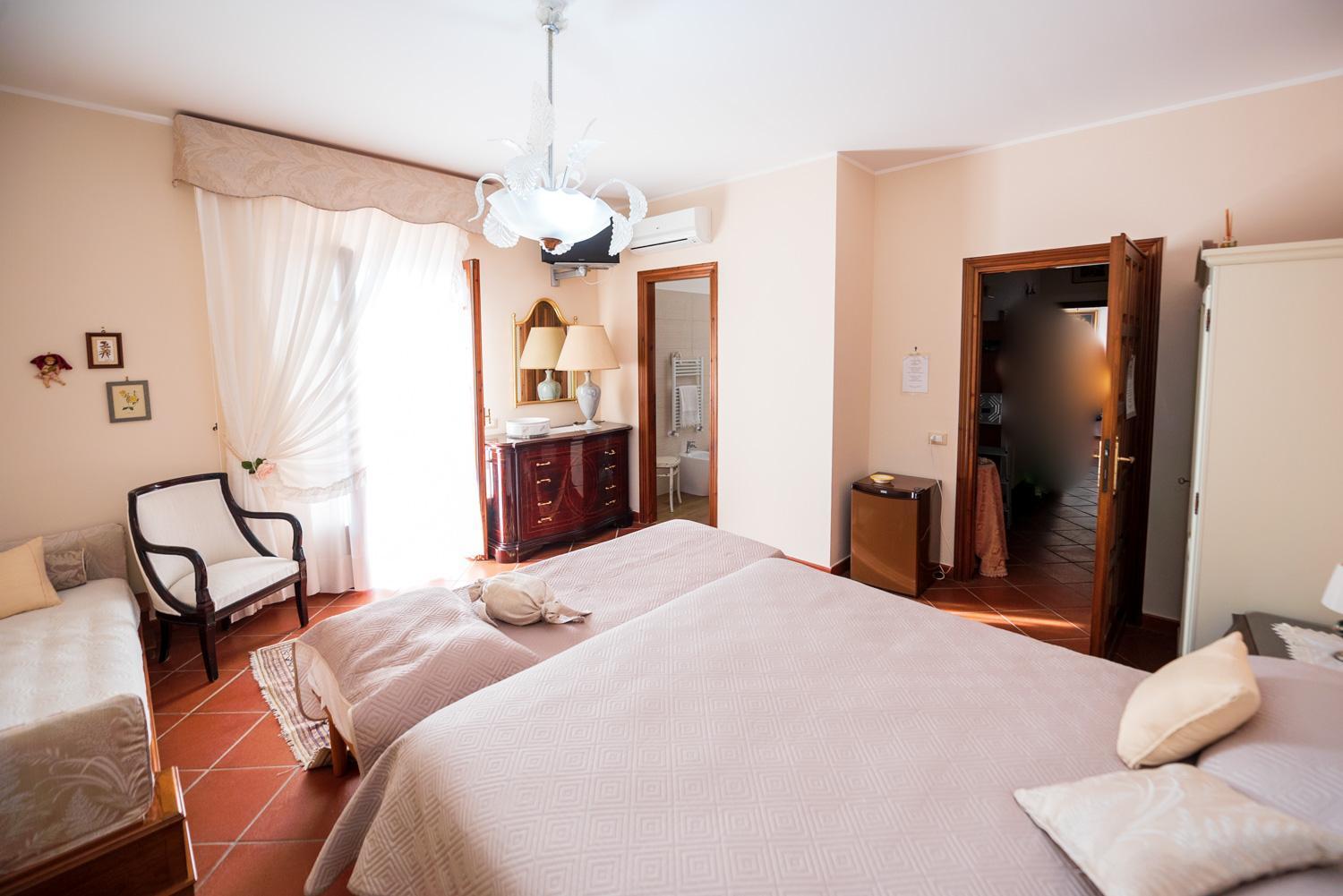 Villa Ida Bed & Breakfast 테라치나 외부 사진