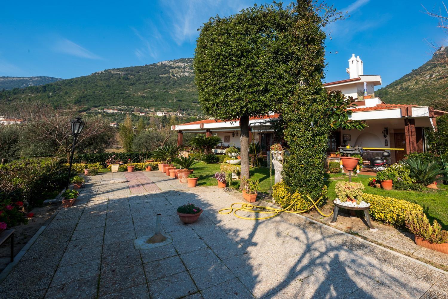 Villa Ida Bed & Breakfast 테라치나 외부 사진
