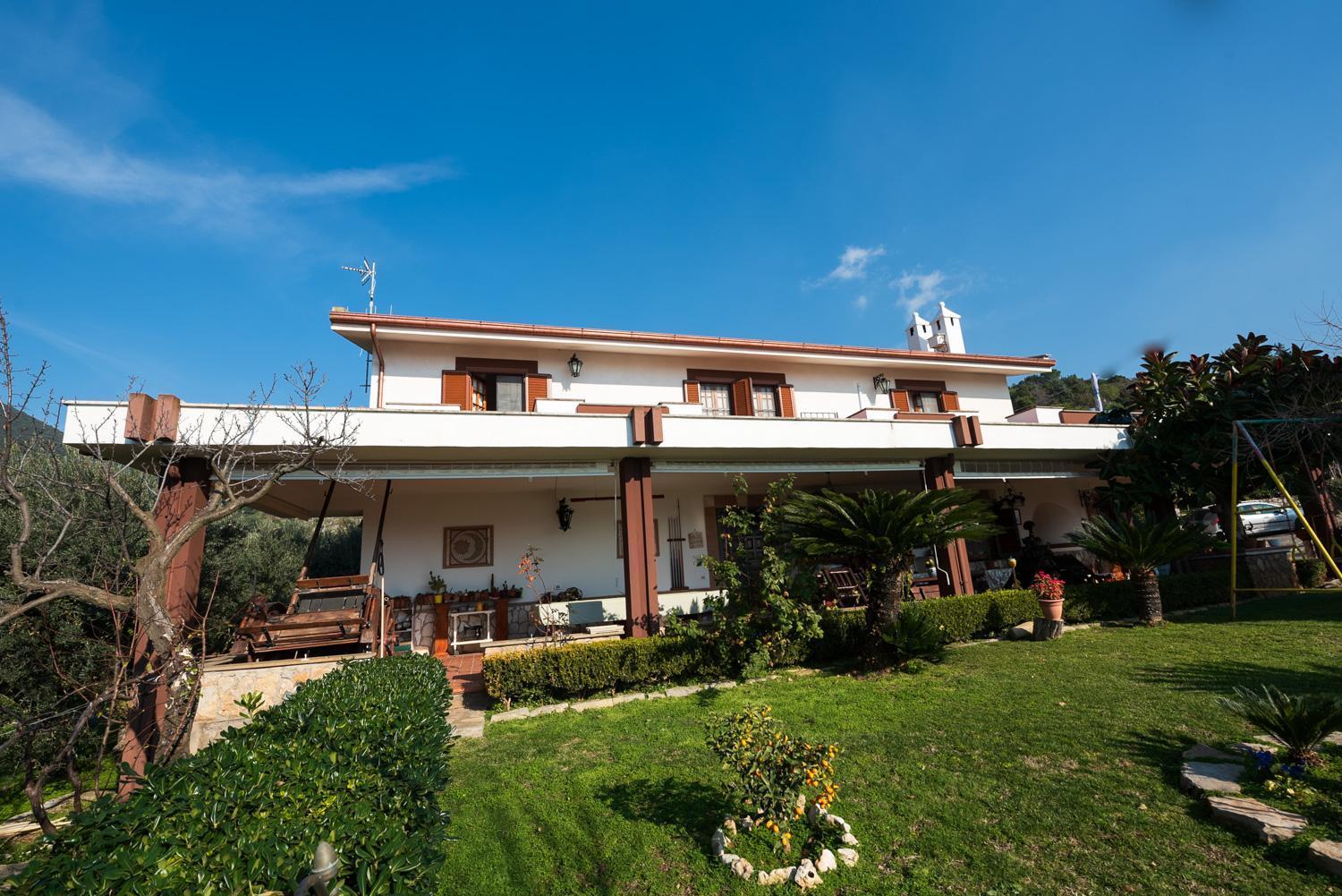 Villa Ida Bed & Breakfast 테라치나 외부 사진